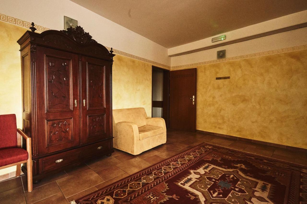 Hotel Vila Emei 마리보르 외부 사진