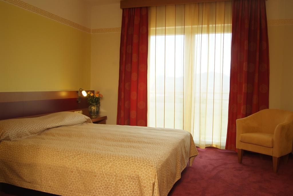 Hotel Vila Emei 마리보르 외부 사진