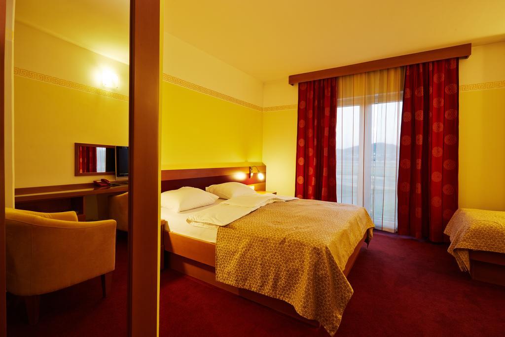Hotel Vila Emei 마리보르 객실 사진