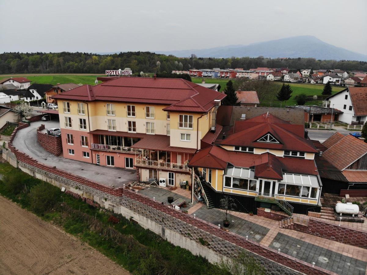 Hotel Vila Emei 마리보르 외부 사진